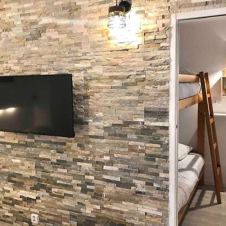 Grand Studio Cabine 30 M² Centre Ville, Refait A Neuf Pour Vous ! Climatise La Grande Motte Bagian luar foto